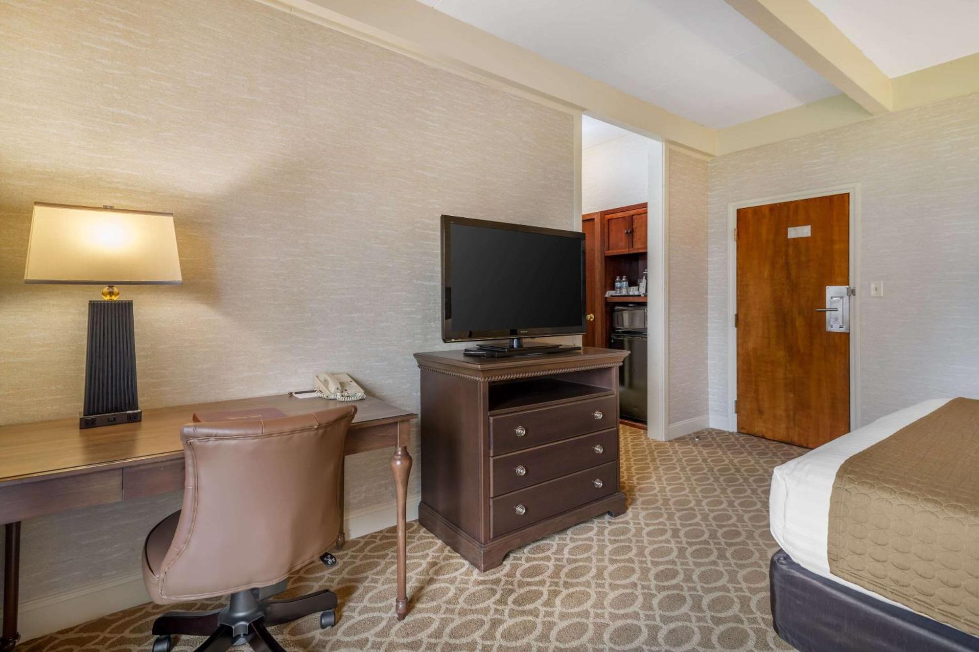 The Inn At Gran View Ogdensburg, Ascend Hotel Collection Bagian luar foto