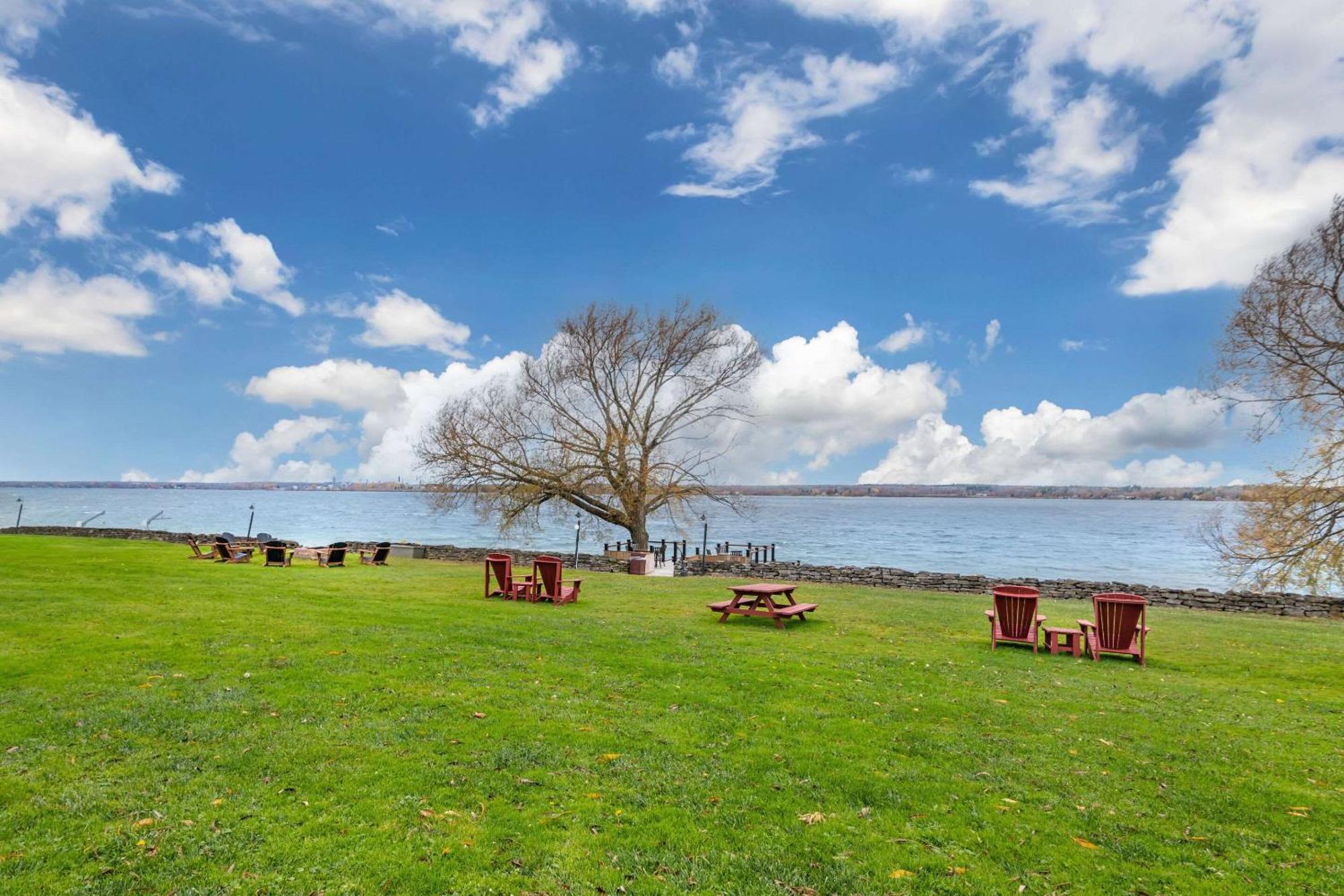The Inn At Gran View Ogdensburg, Ascend Hotel Collection Bagian luar foto