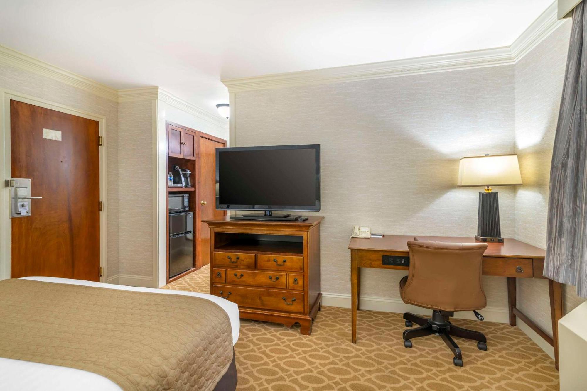 The Inn At Gran View Ogdensburg, Ascend Hotel Collection Bagian luar foto