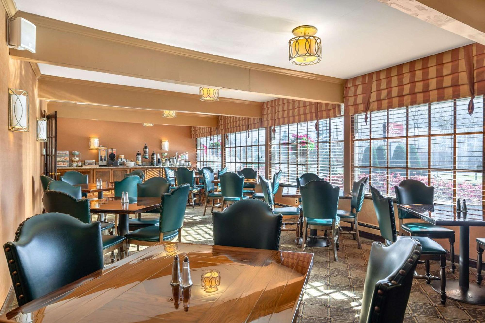 The Inn At Gran View Ogdensburg, Ascend Hotel Collection Bagian luar foto