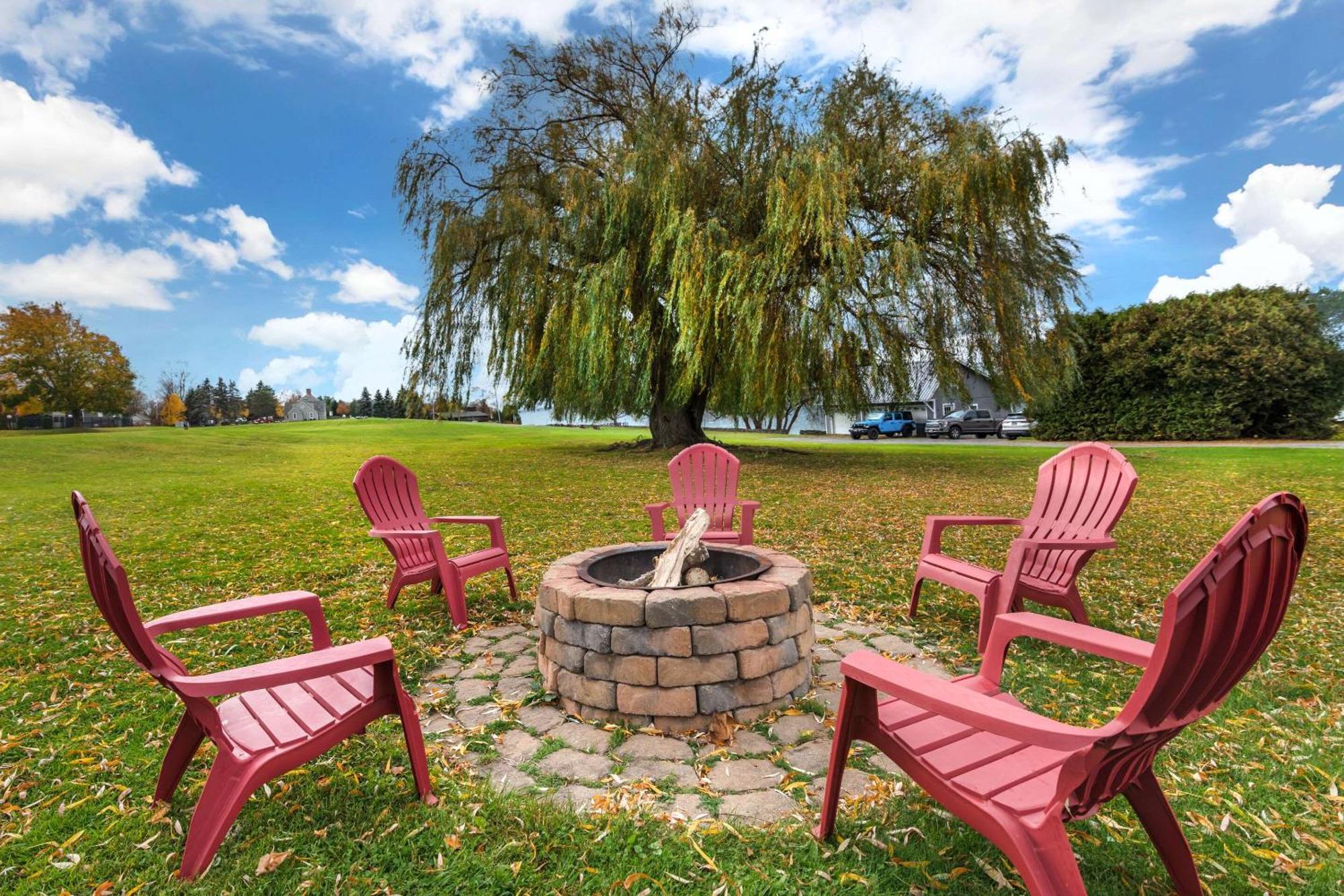 The Inn At Gran View Ogdensburg, Ascend Hotel Collection Bagian luar foto