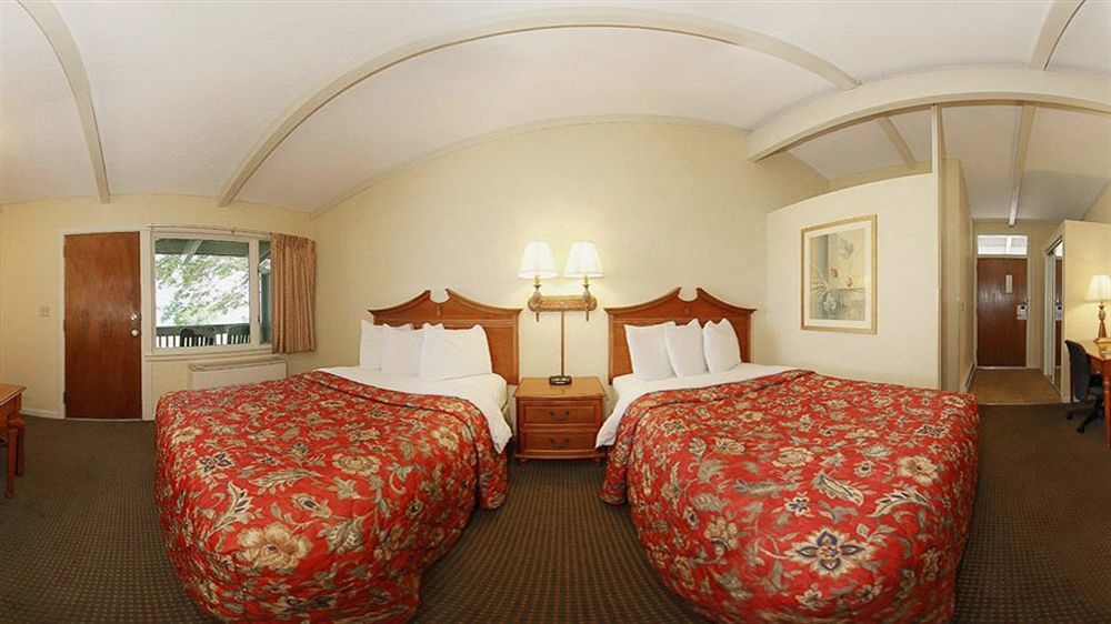 The Inn At Gran View Ogdensburg, Ascend Hotel Collection Bagian luar foto